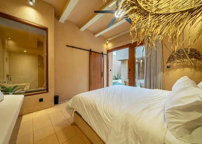 Rooftop With Private Pool Villa Uluwatu (Bali)